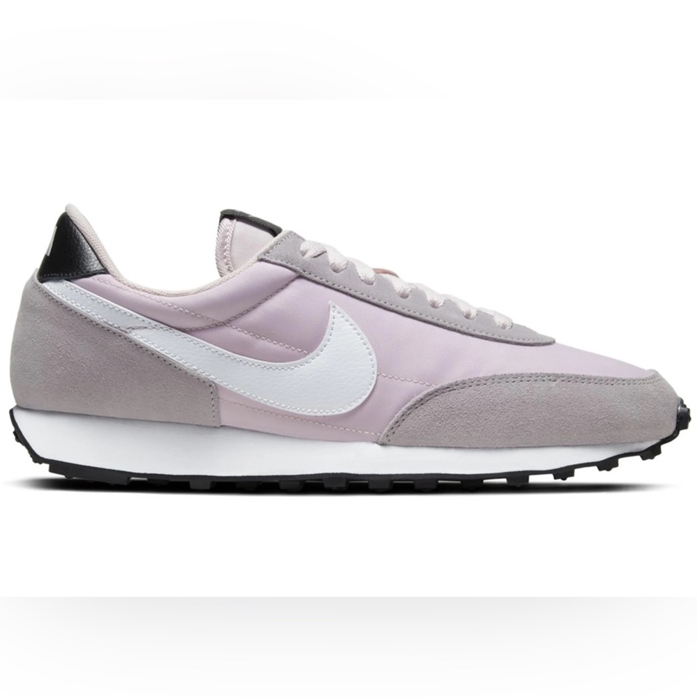 Nike Daybreak Dusty Rose size 9 sneakers shoes